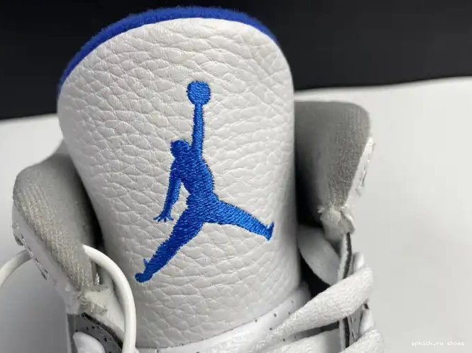 Cheap Jordan White Blue CT8532-040 Retro Air 3 0524